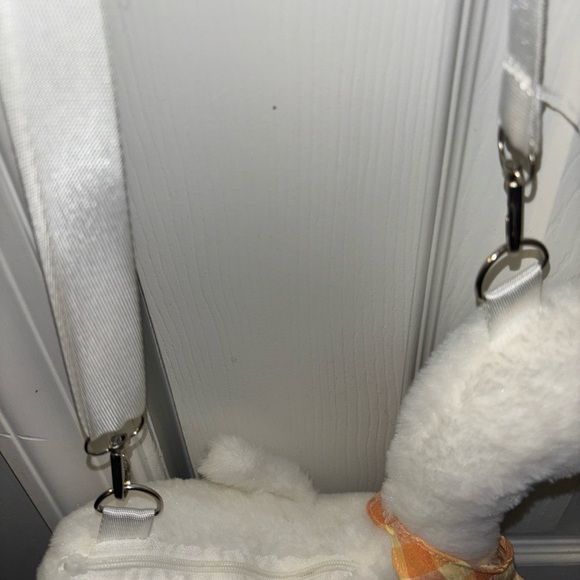 POCKETBOOK GOOSE TO HOLDS CHILDS TREASURES 12”H ZIPPER ADJUSTABLE STRAP - Picture 7 of 14